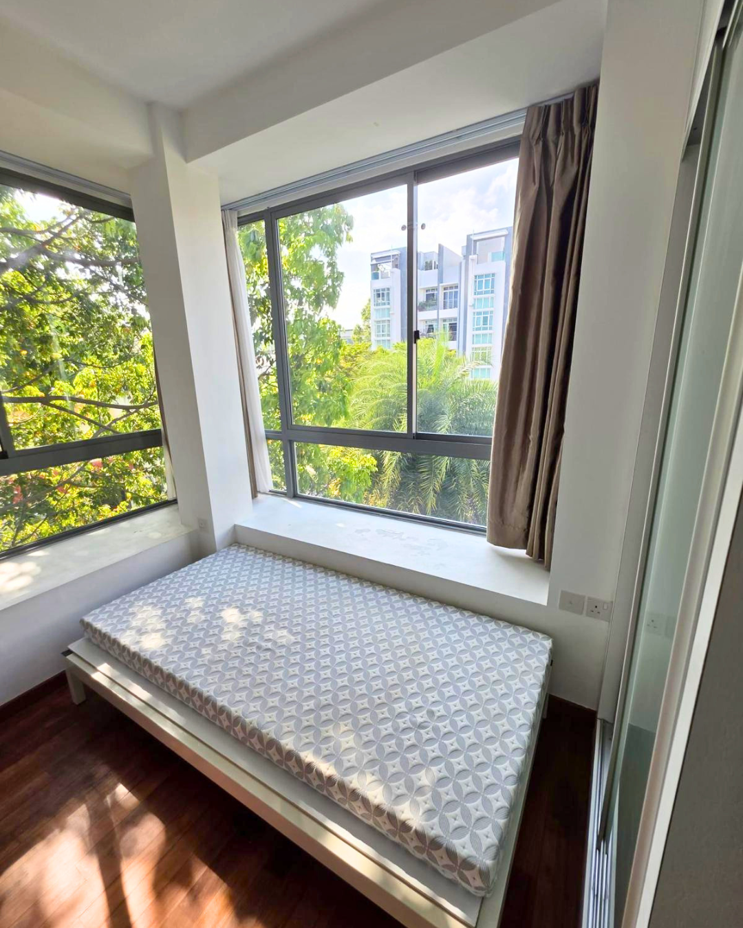 Modern room Bed